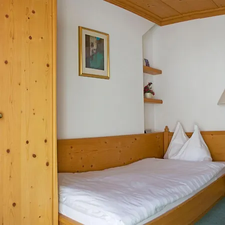 ホテル Alpenblick 3*