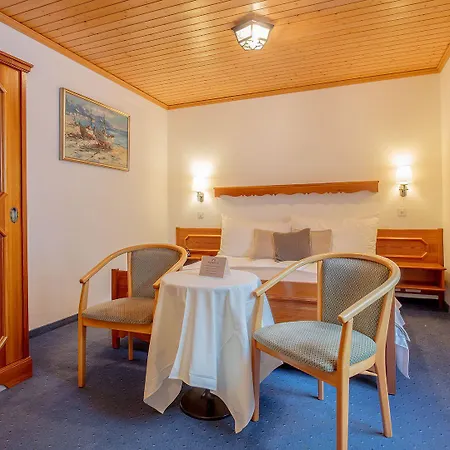 Alpenblick ホテル 3*