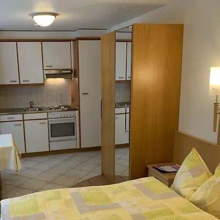 Ξενοδοχείο Alpenblick 3*